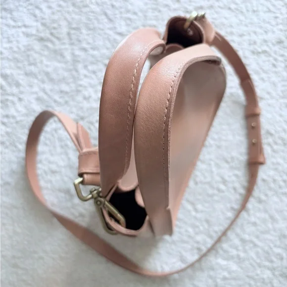 Madewell Sydney Light Tan Leather Crossbody Handbag Brass Details 9”x 8” - Picture 6 of 12